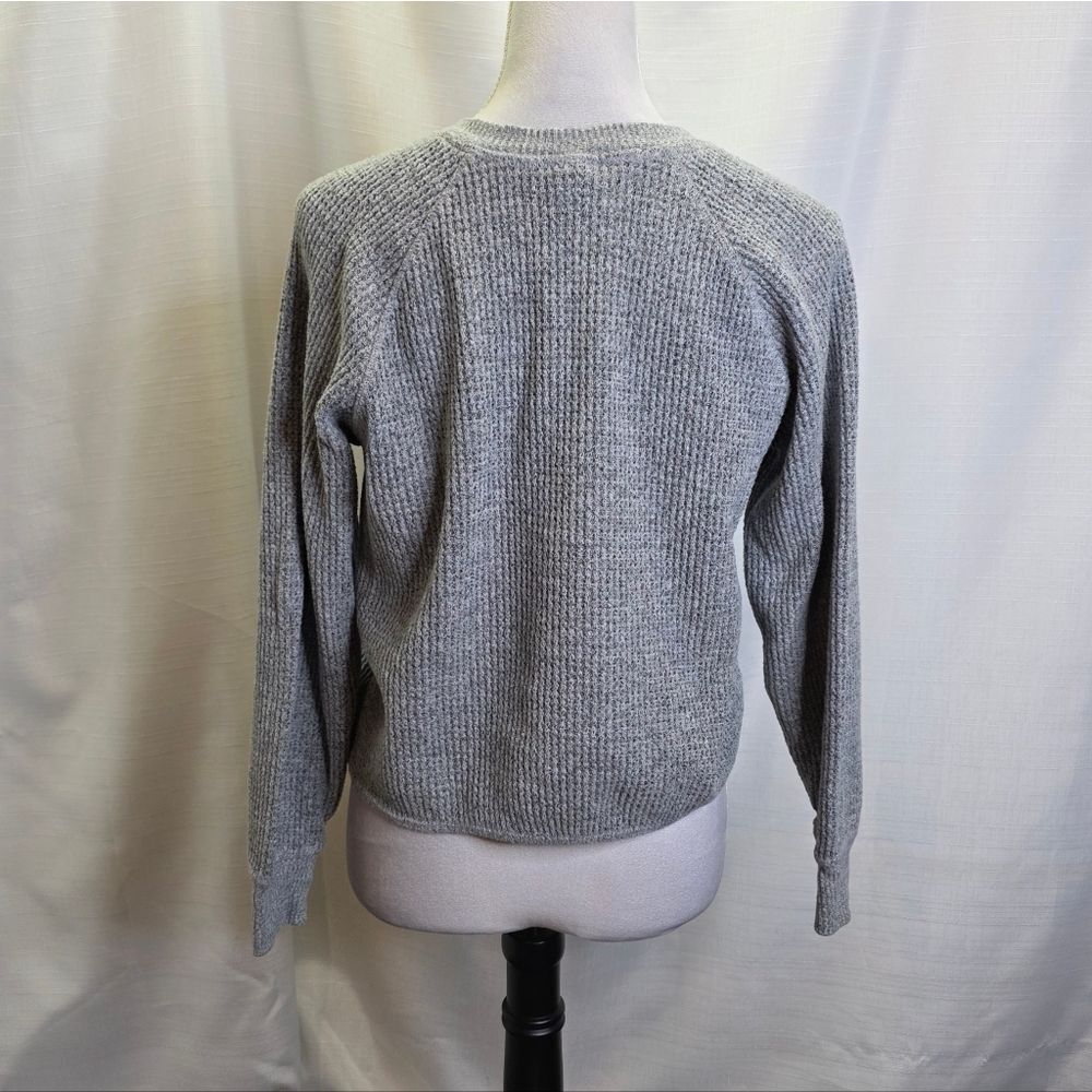 Old Navy Gray Oversized Cozy Waffle Henley Cropped Top Size Small - Picture 8 of 12